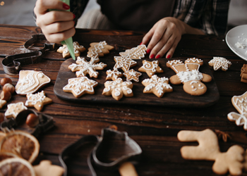 Specialty Balloon Printers Gingerbread Biscuits